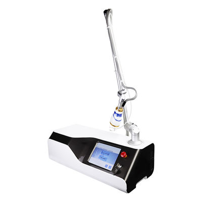 Esthetische geneeskunde Professionele bureau type Femi Lift Huidverjonging Co2 Fractionele lasermachine