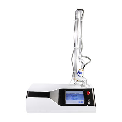 Esthetische geneeskunde Populaire CO2-fractionele & vaginale laser 2 in 1 systeem machine voor huidbehandeling